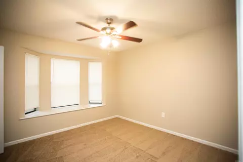 10 Willow Oak Loop, Maumelle, AR 72113 photo 12