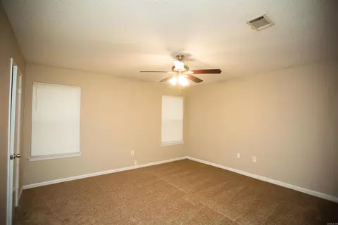 10 Willow Oak Loop, Maumelle, AR 72113 photo 17