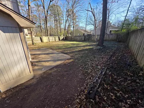 10 Willow Oak Loop, Maumelle, AR 72113 photo 23