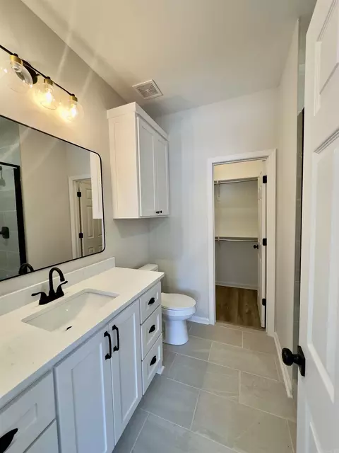 Bath - 121 S First St, Benton, AR 72015 photo 2 of 3