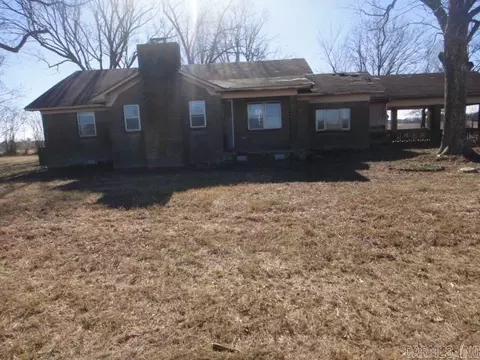 873 Hwy 86 E, De Valls Bluff, AR 72041