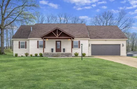 2204 Williamsburg Dr, Jonesboro, AR 72404