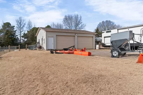 Exterior - 659 Wagon Train Rd, Beebe, AR 72012 photo 5 of 9