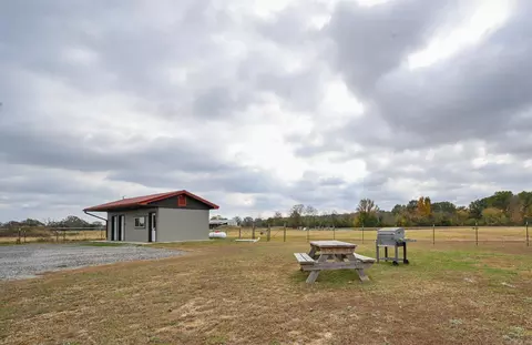 Exterior - 4976 Hwy 88 E, Mena, AR 71953 photo 17 of 23