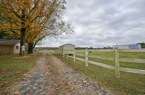 Exterior - 4976 Hwy 88 E, Mena, AR 71953 photo 19 of 23