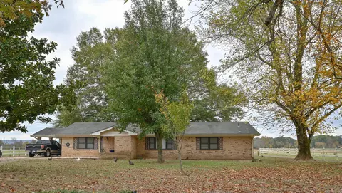 Exterior - 4976 Hwy 88 E, Mena, AR 71953 photo 2 of 23