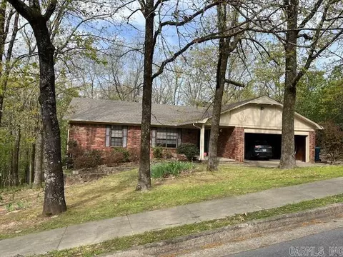 4700 Jerry Dr, Little Rock, AR 72223