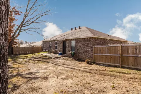 Exterior - 2290 Getty Dr, Conway, AR 72032 photo 6 of 6