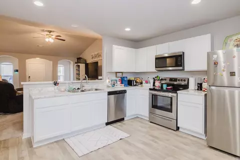 Kitchen - 2290 Getty Dr, Conway, AR 72032 photo 1 of 3