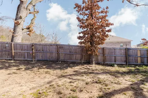 Exterior - 2290 Getty Dr, Conway, AR 72032 photo 4 of 6