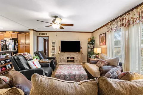 Living - 2001 Stuckey Rd, Cabot, AR 72023 photo 1 of 2