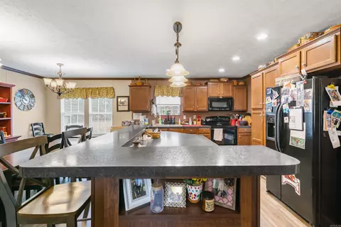 Kitchen - 2001 Stuckey Rd, Cabot, AR 72023 photo 2 of 4