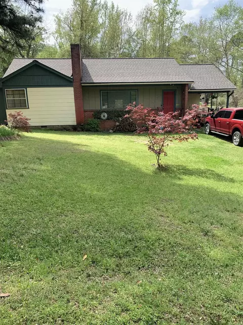 927 Leonard St, Camden, AR 71701