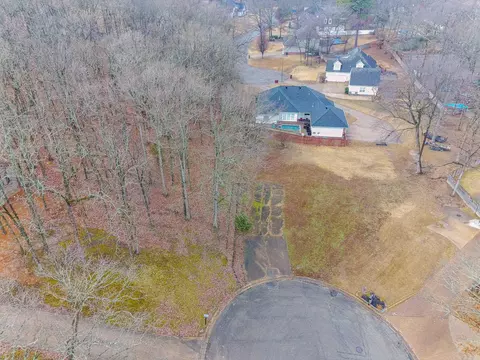 2831 Brookhollow Cv, Jonesboro, AR 72404