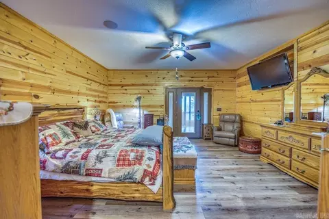 Bedroom - 3630 Nc 3850, Jasper, AR 72641 photo 4 of 5