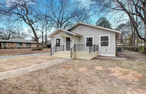 1815 Scott, Conway, AR 72034