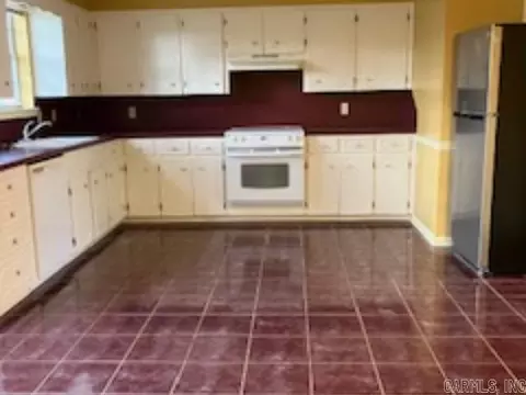 211 N Hickory, Beebe, AR 72012 photo 16