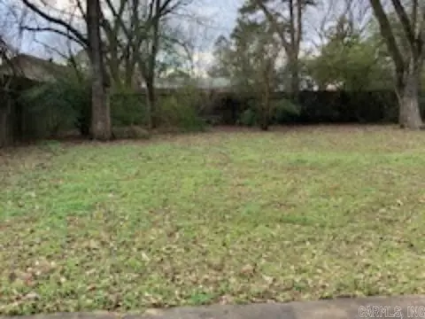 211 N Hickory, Beebe, AR 72012 photo 4