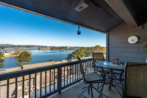 200 Hamilton Oaks Dr #U4, Hot Springs, AR 71913
