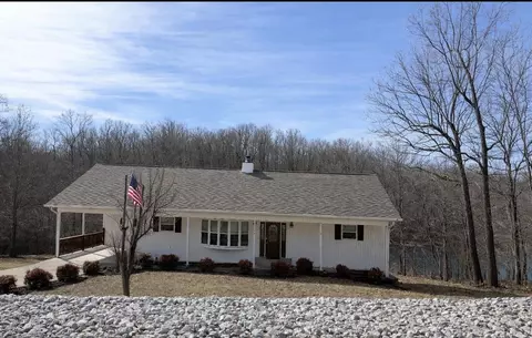 74 Hualapi Dr, Cherokee Village, AR 72529