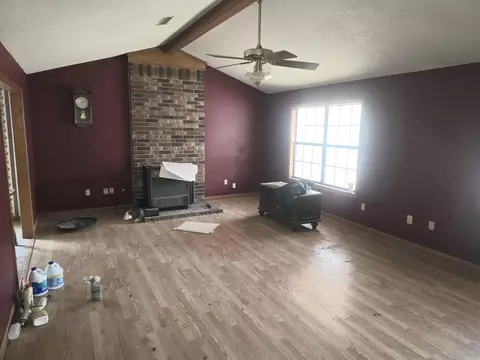 Living - 5900 Ramick Rd, Pine Bluff, AR 71603 photo 1 of 2