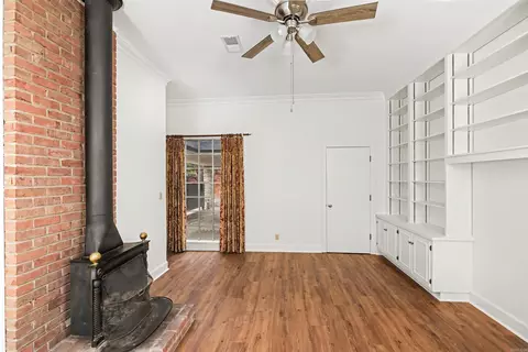 Living - 14 Westridge, Pine Bluff, AR 71603 photo 3 of 5