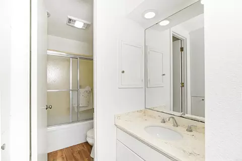 Bath - 14 Westridge, Pine Bluff, AR 71603 photo 2 of 2