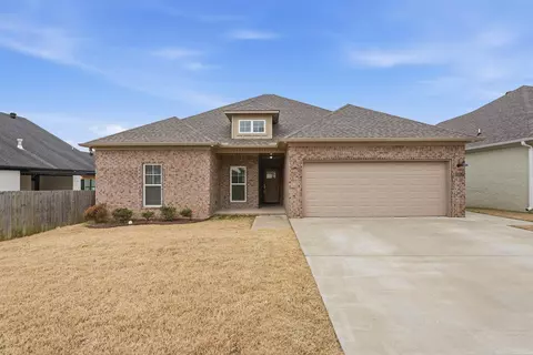 Exterior - 1635 Poteete Dr, Conway, AR 72034 photo 4 of 6