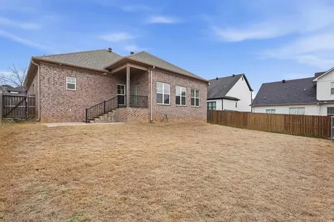 Exterior - 1635 Poteete Dr, Conway, AR 72034 photo 5 of 6