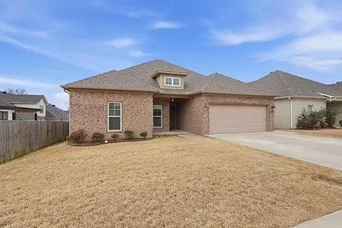 1635 Poteete Dr, Conway, AR 72034