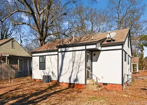 Exterior - 1501 Gresham St, Arkadelphia, AR 71923 photo 4 of 5