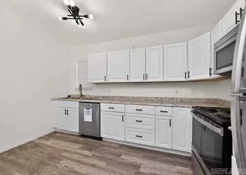 Kitchen - 1501 Gresham St, Arkadelphia, AR 71923 photo 2 of 2