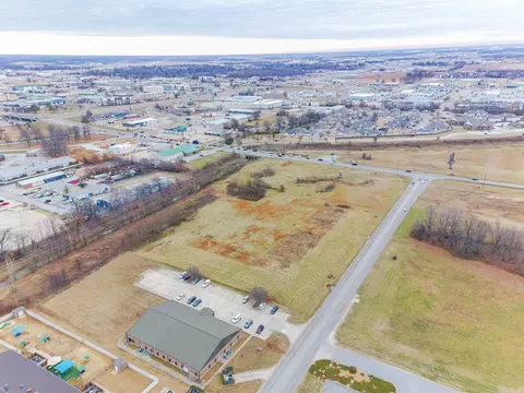 lot3 Caraway Vlg, Jonesboro, AR 72401