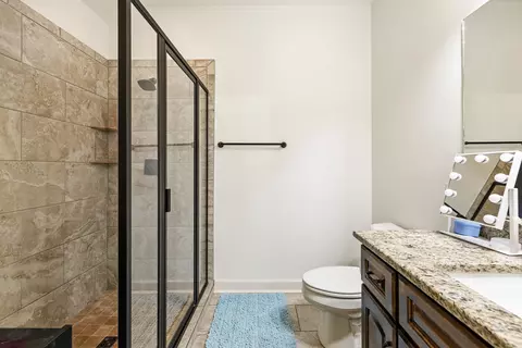Bath - 1701 Kruse Loop, Alexander, AR 72002 photo 10 of 11