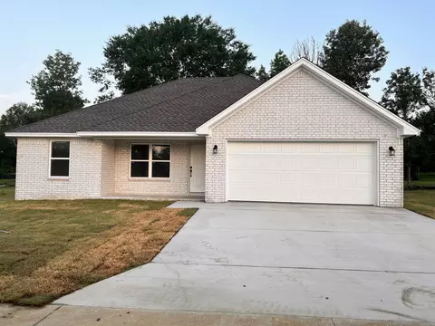 932 S Fir St, Beebe, AR 72012