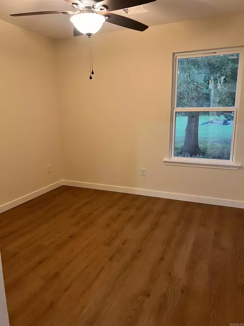 Bedroom - 932 S Fir St, Beebe, AR 72012 photo 2 of 3