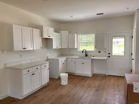 934 S Fir St, Beebe, AR 72012 photo 5