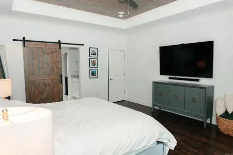 Bedroom - 1601 Huntley, Benton, AR 72015 photo 3 of 6