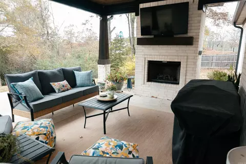 Exterior - 1601 Huntley, Benton, AR 72015 photo 4 of 7