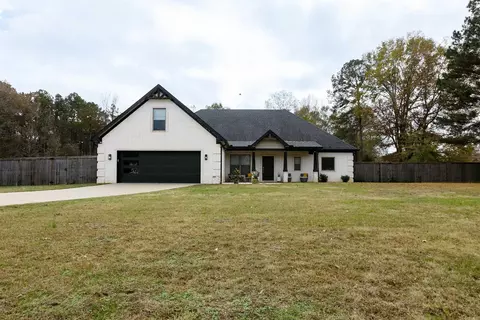 Exterior - 1601 Huntley, Benton, AR 72015 photo 3 of 7