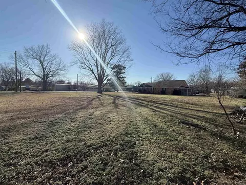 00 W 6th St, Newark, AR 72501
