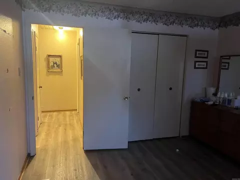Entry Way - 901 Brookview, Benton, AR 72015 photo 1 of 2