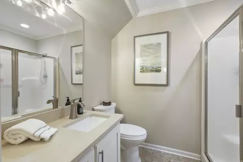 Bath - 2786 Nestlewood, White Hall, AR 71602 photo 5 of 7
