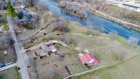 View/Area - 382 Riverview Dr, Mammoth Spring, AR 72554 photo 4 of 6