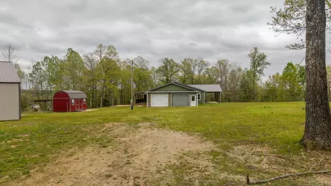 Exterior - 312 Earl St, Thayer, MO 65791 photo 3 of 10