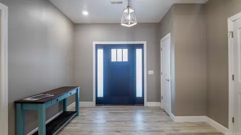 Entry Way - 312 Earl St, Thayer, MO 65791 photo 1 of 2