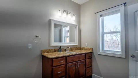 Bath - 312 Earl St, Thayer, MO 65791 photo 2 of 6