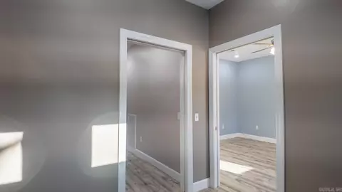 Entry Way - 312 Earl St, Thayer, MO 65791 photo 2 of 2