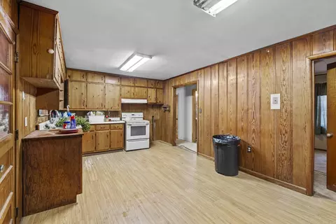 Kitchen - 359 Swinging Bridge Rd, Beebe, AR 72012 photo 1 of 4