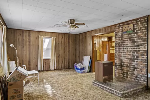 Living - 359 Swinging Bridge Rd, Beebe, AR 72012 photo 4 of 4
